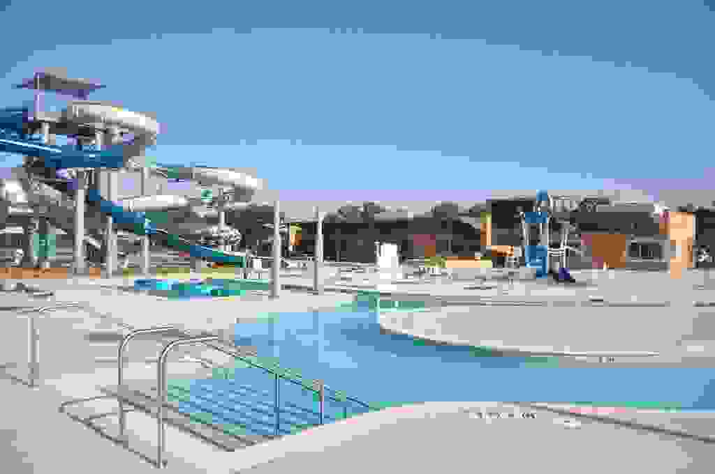 The Cove Aquatic Center at Crawford Parks