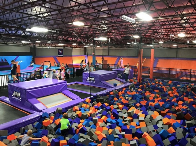 Altitude Trampoline Park BLOOMINGTON, IL Logo