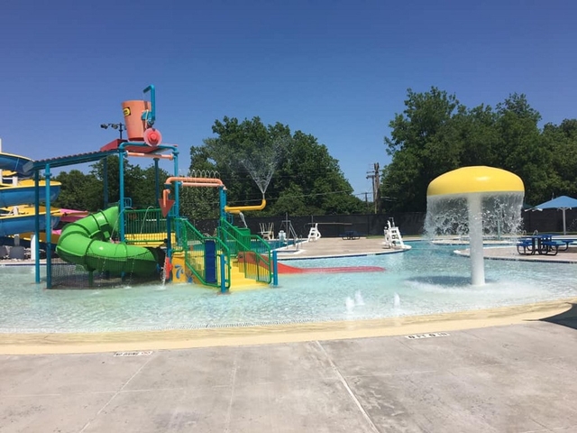 Boomtown Bay Family Aquatic Center Logo