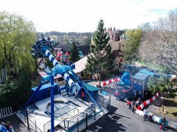 Gulliver's World Theme Park Logo