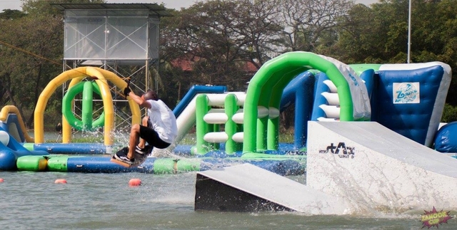 Zanook Wake Park Logo